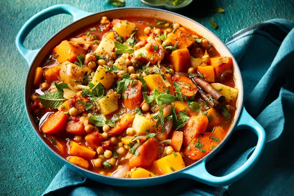 Enjoy Winter Comfort Food Without the Guilt: Slimming World's One-Pot Magic