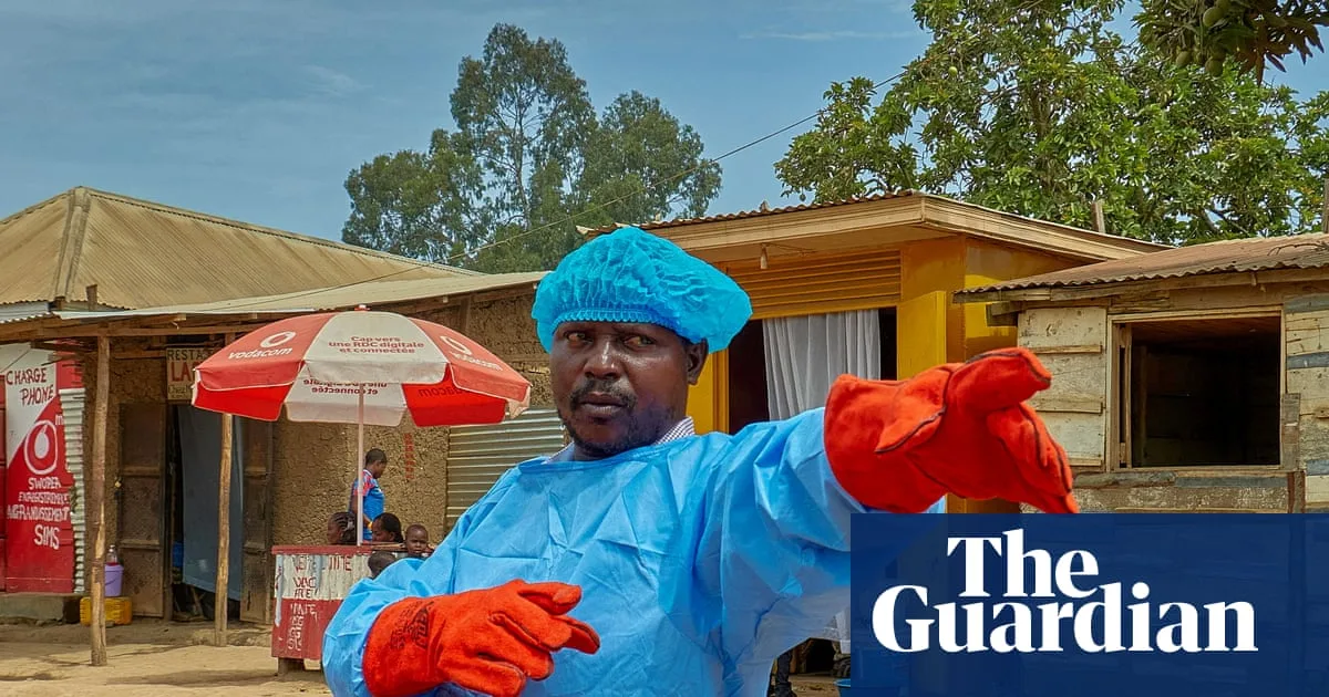 Ebola Cases in DRC Exceed 900 Amid Attacks on Health Workers