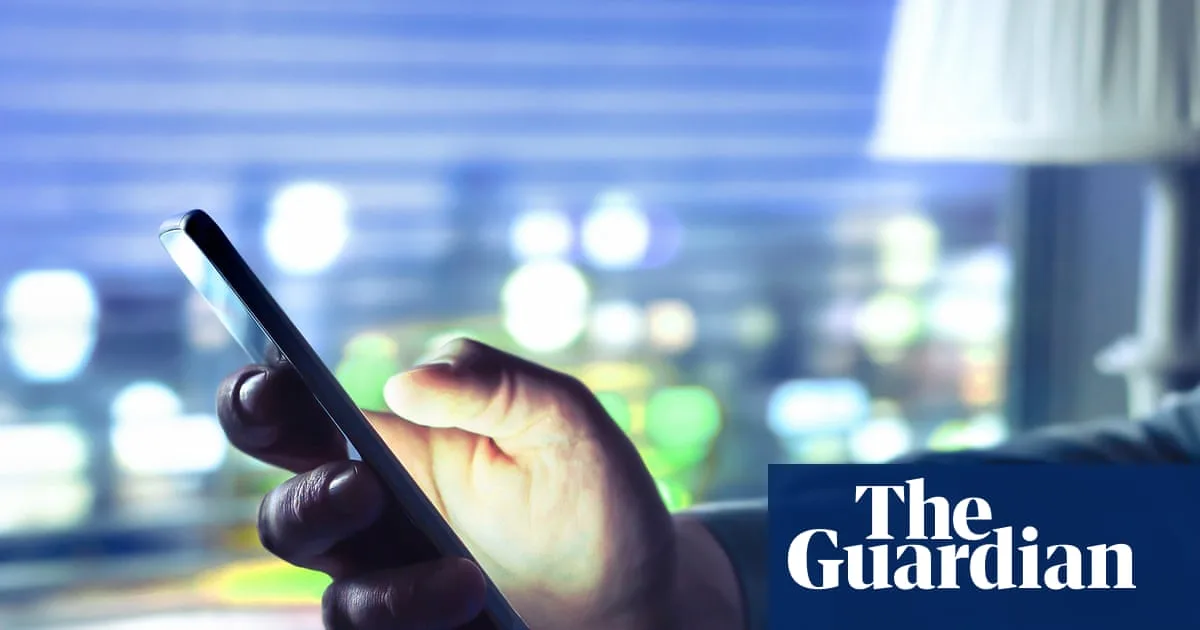 EE and Vodafone Customers Targeted by Fake Rewards Text Scam