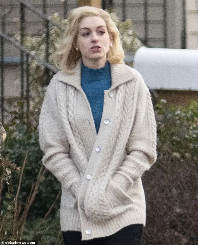Anne Hathaway Transforms into Blonde for Crime Drama 'Eileen'