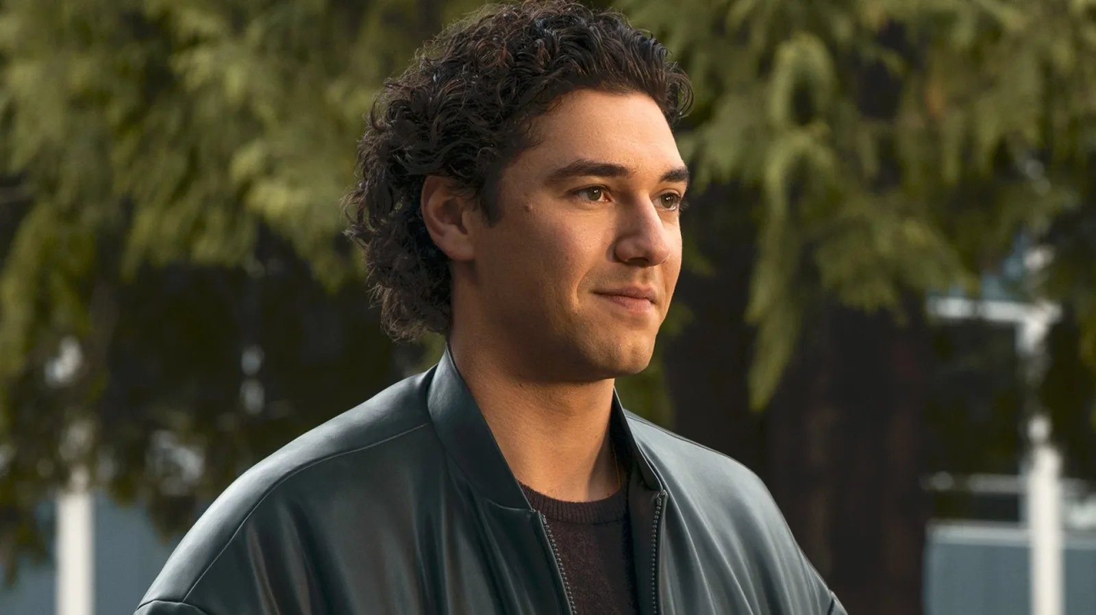 Belmont Cameli Reflects on Short-Lived 'Saved by the Bell' Reboot Before 'Off Campus' Role