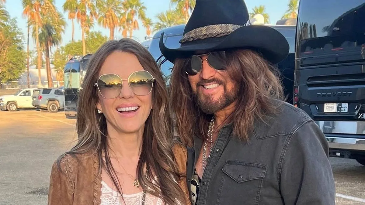 Elizabeth Hurley's Stagecoach Festival Style Over 50