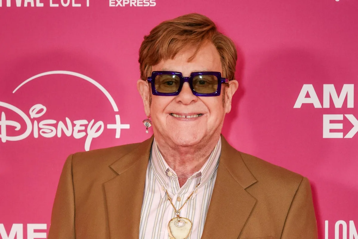 Elton John Turns Removed Kneecaps into Gold Jewellery