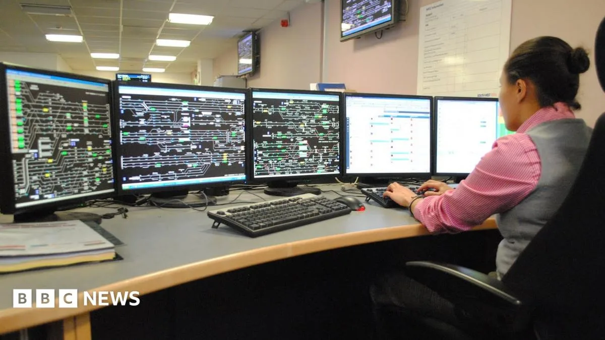 Social Media Manager Handles Waterloo Rush Hour After Bridge Incident
