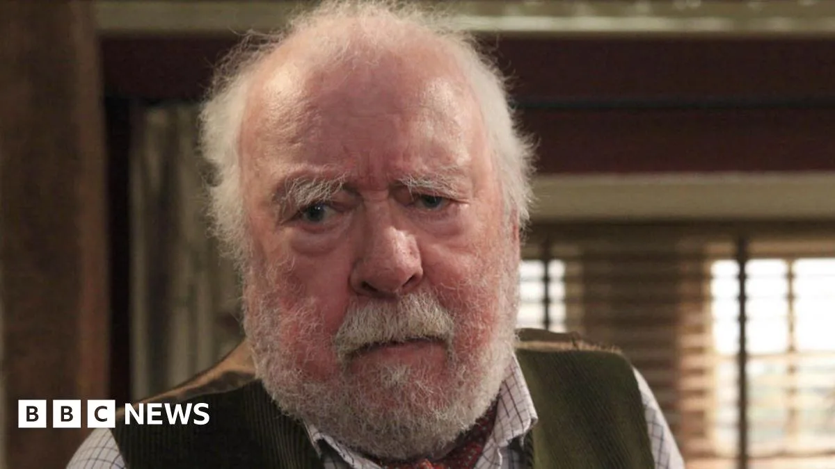 Emmerdale Star Freddie Jones Dies at 91