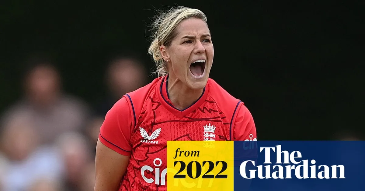 Brunt Breaks Record as England Seal T20 Series Victory Over South Africa