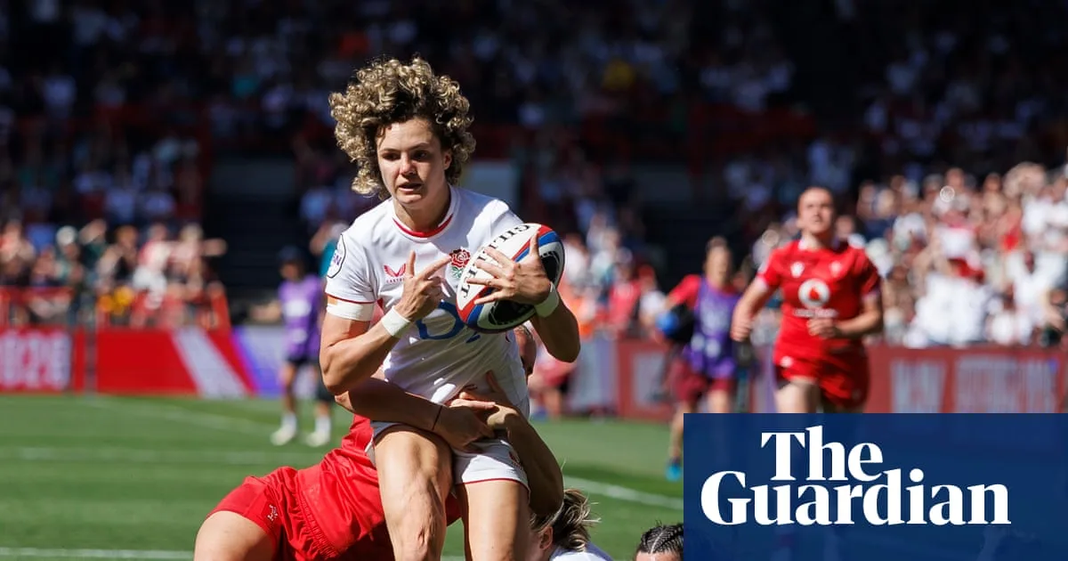 England Women's Rugby Stars in Contract Talks After Dominance