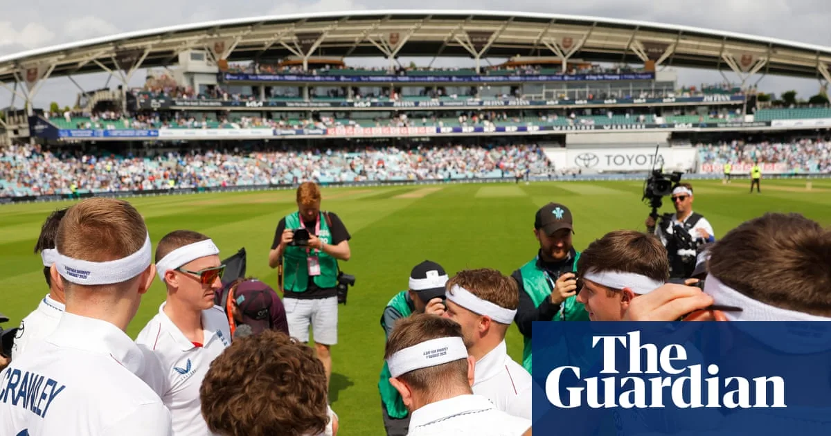England Pay Emotional Tribute to Graham Thorpe at The Oval