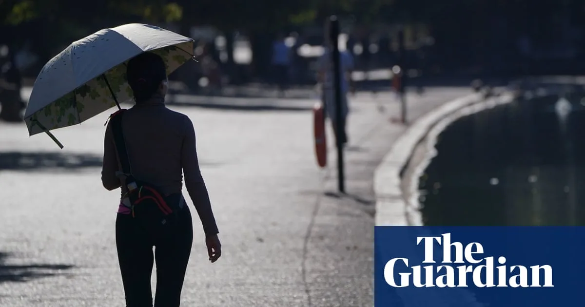 Ethnic minorities in England face higher heat death risk, study finds