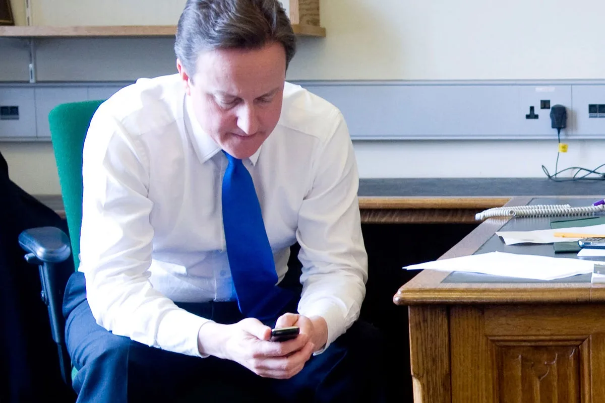 EU Roaming Charges Cut Shows Why UK Should Stay, Says Cameron