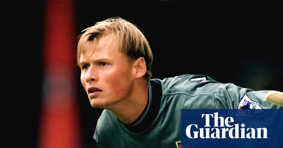 Former Arsenal Goalkeeper Alex Manninger Dies in Car Crash at 48