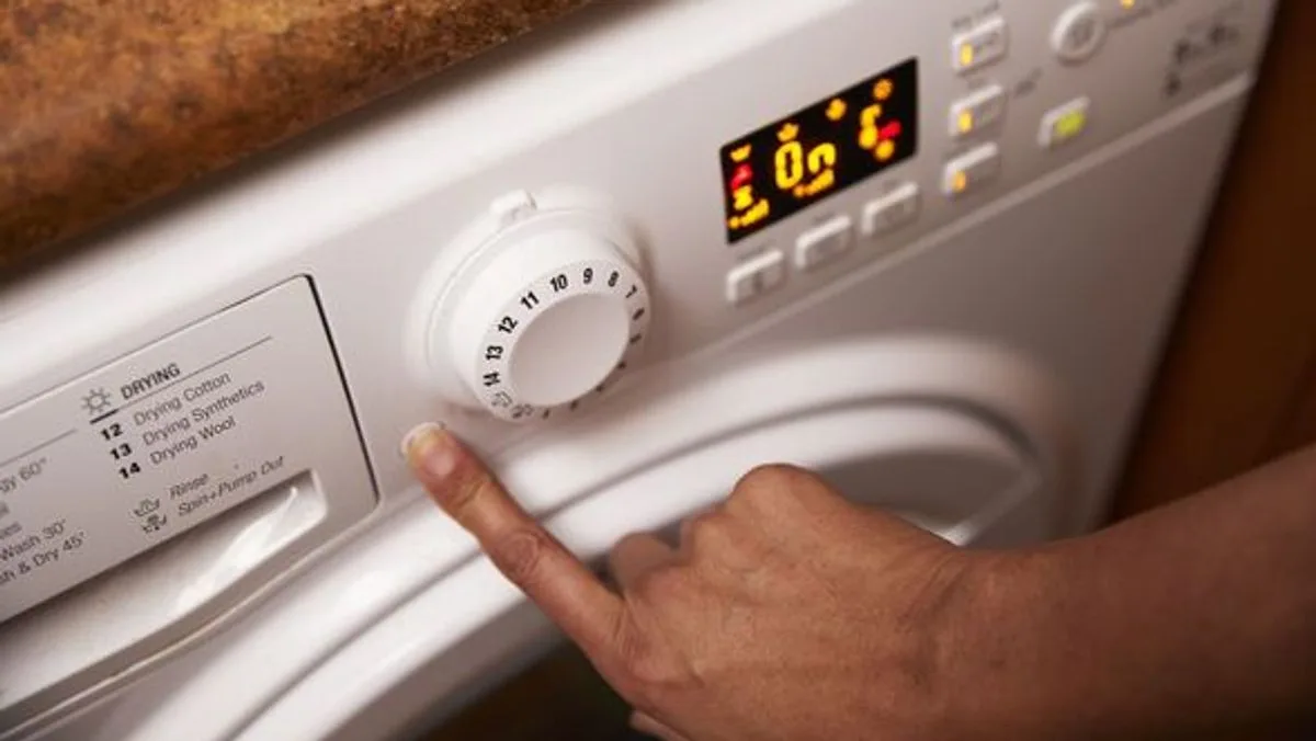 Expert Guide To Cleaning Trainers In A Washing Machine