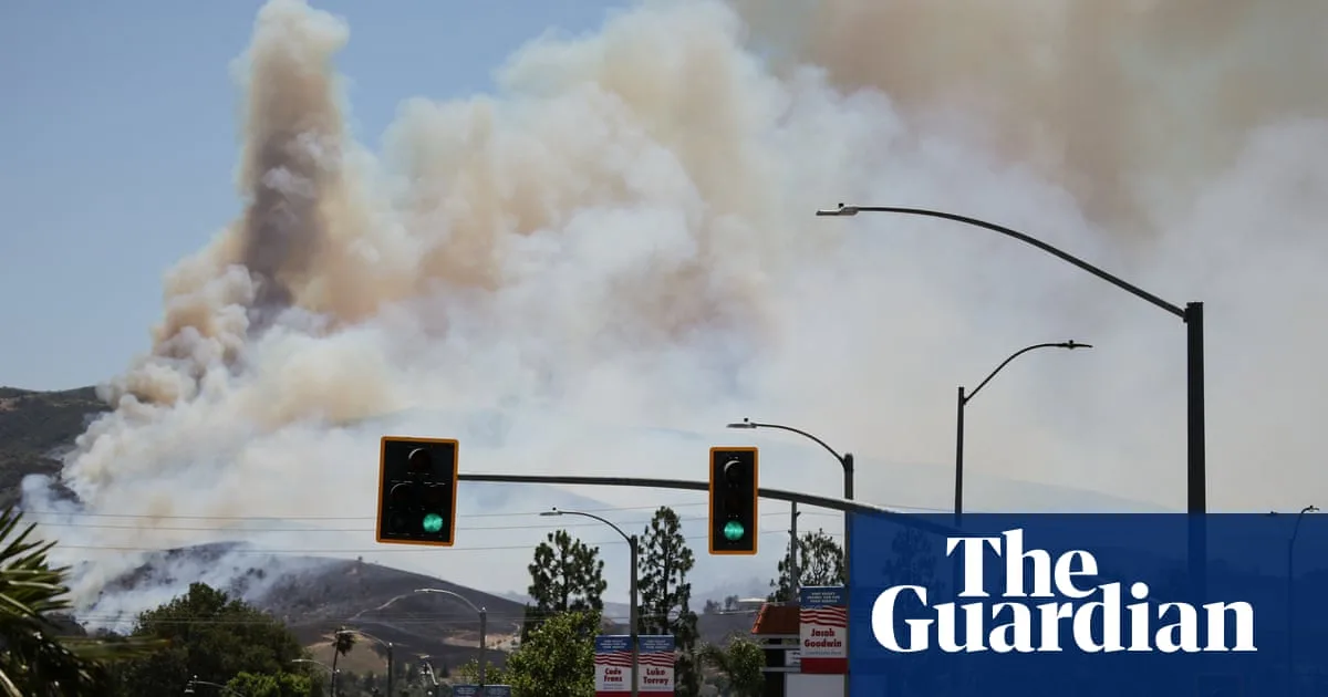 Fast-Growing California Brush Fire Prompts Evacuations of Thousands