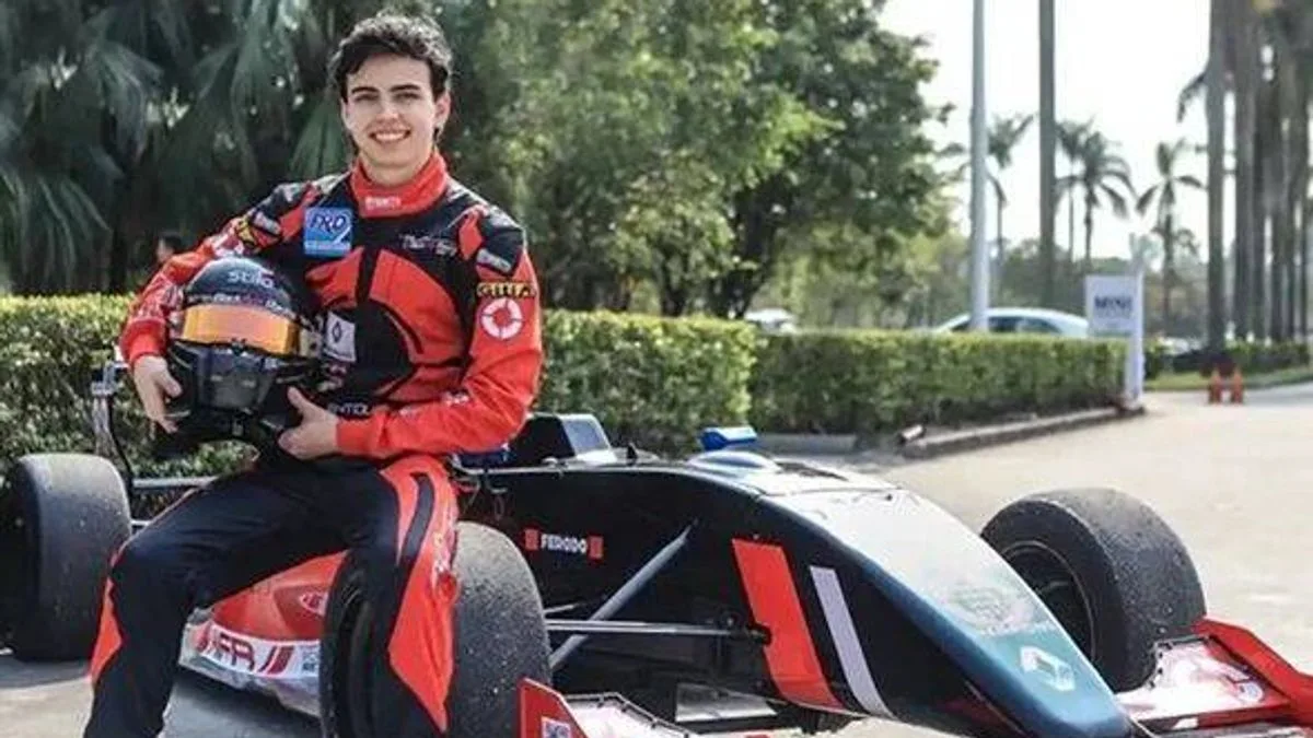 Former Racing Prodigy Admits Stabbing Father to Death at Spanish Warehouse