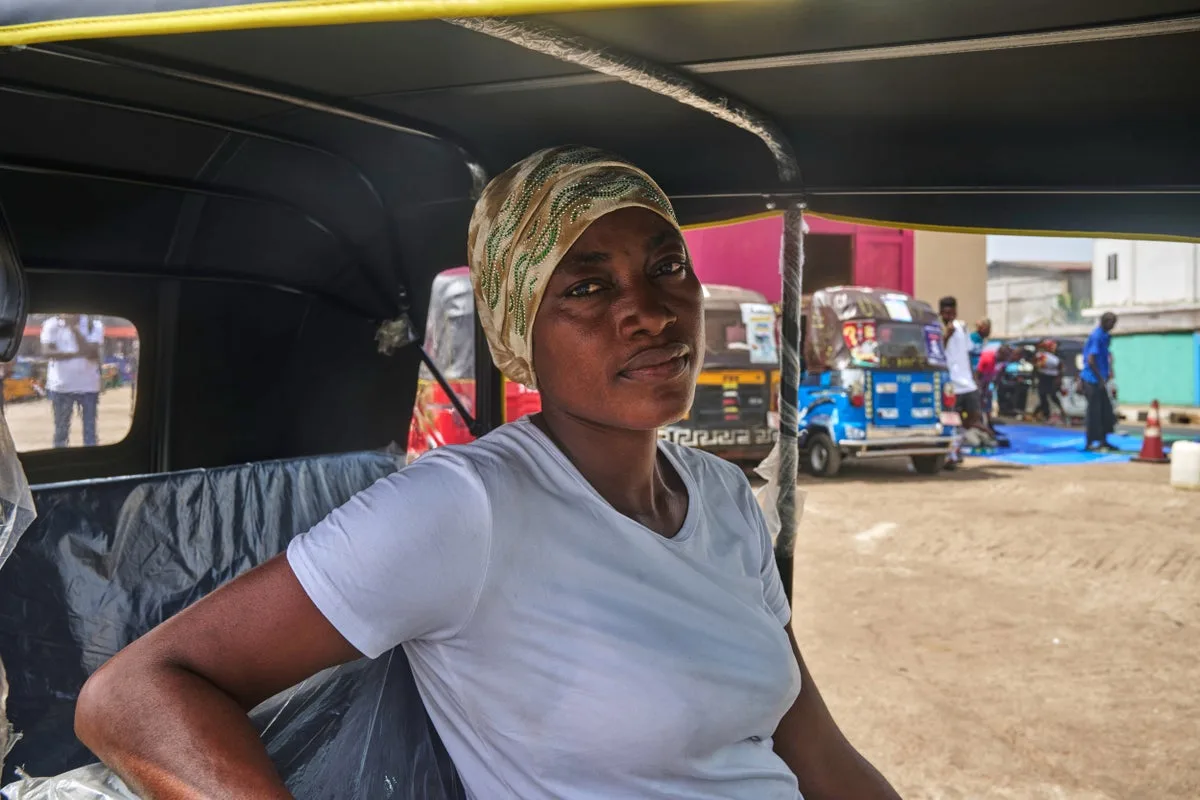 Female rickshaw drivers in Sierra Leone break barriers