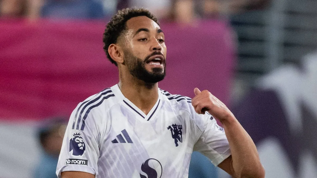 Ferdinand Urges Man Utd to Target Baleba Over Sesko