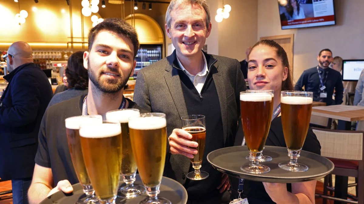 Wetherspoon Opens First Spanish Pub at Alicante Airport