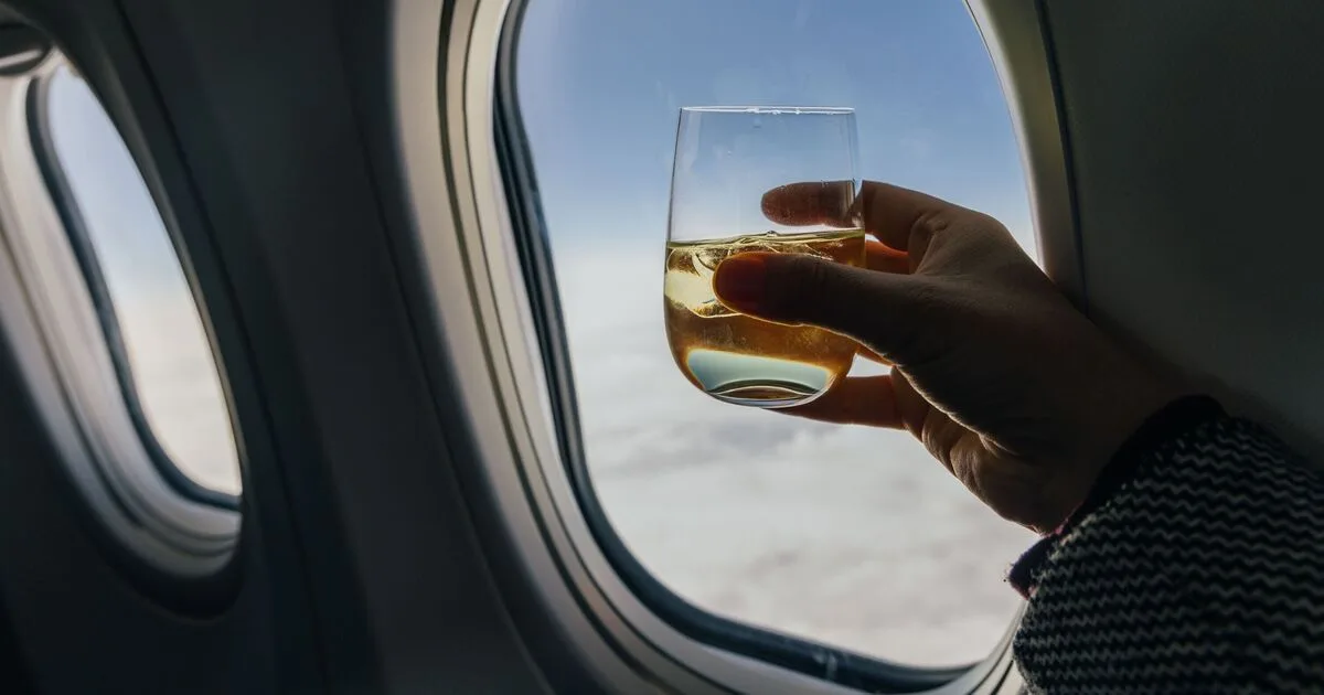 Flight Attendant Warns Against Sweet Drinks on Flights