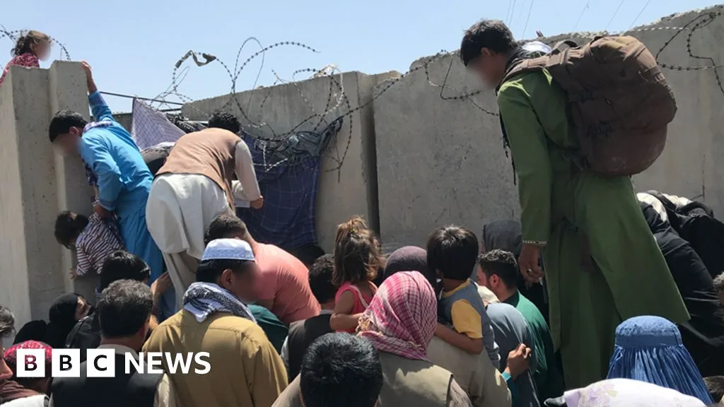Foreign Office Chief Holidayed During Afghanistan Evacuation