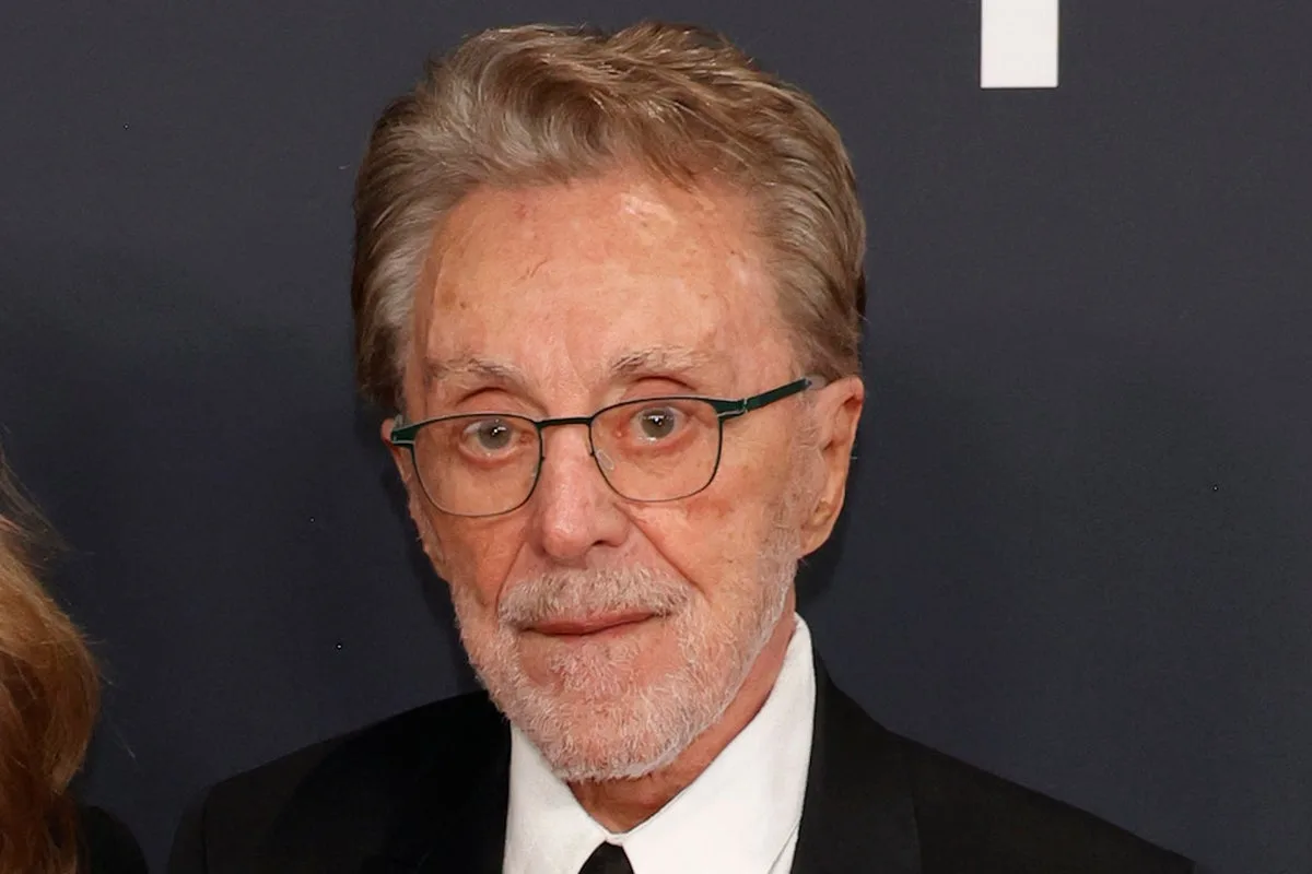 Frankie Valli, 92, Cancels 2026 Tour to Focus on Health