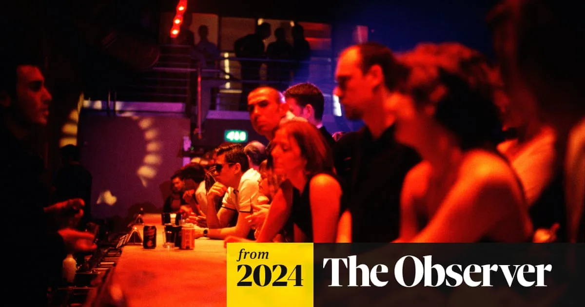 Gen Z's Sober Shift Transforms UK Drinking Culture