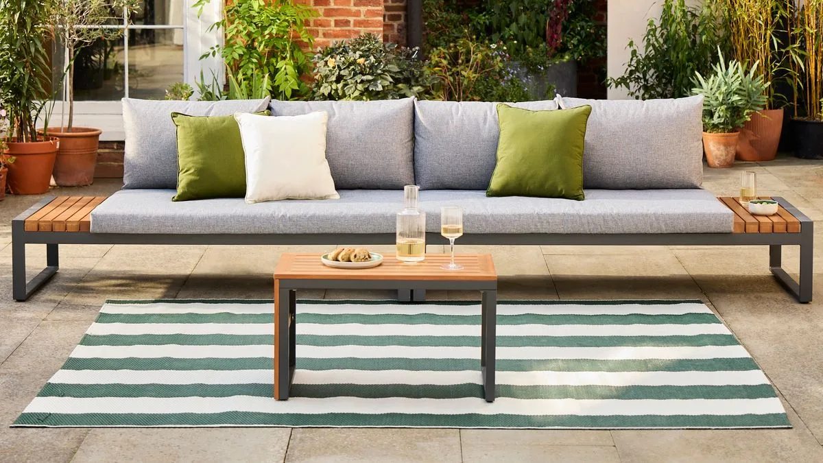 George Home Tuscany Garden Sofa Set Returns After Sell Out