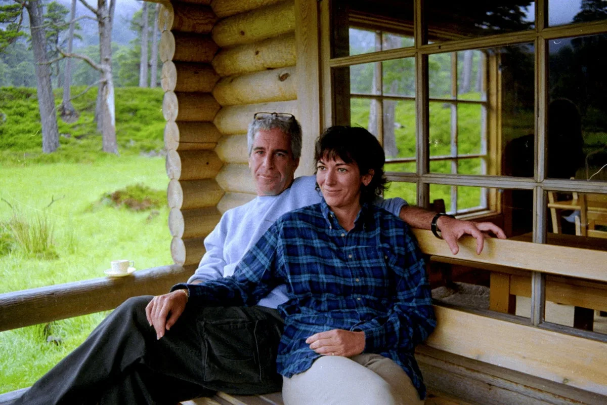 Ghislaine Maxwell Seeks to Overturn Conviction Citing New Epstein Documents