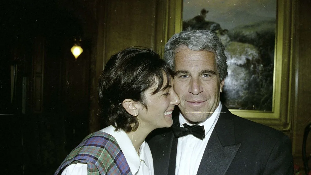 Ghislaine Maxwell Refuses to Answer Questions in Epstein Probe