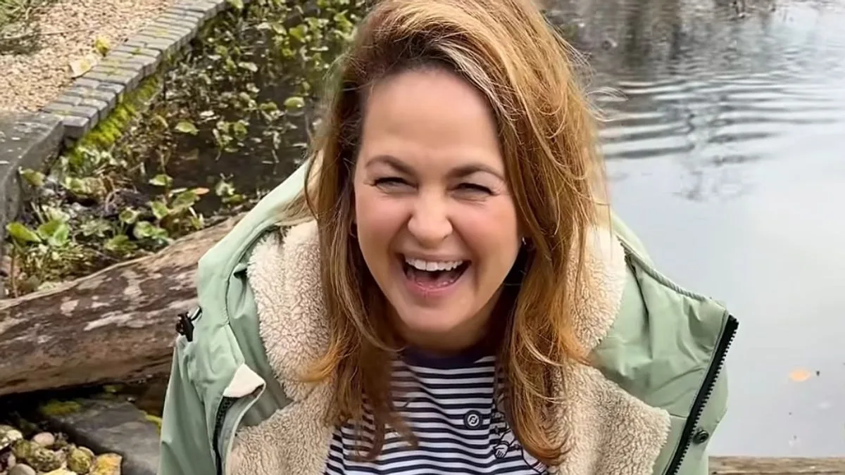Giovanna Fletcher's Waterproof Robe Hailed as 'Game Changer' by Fans