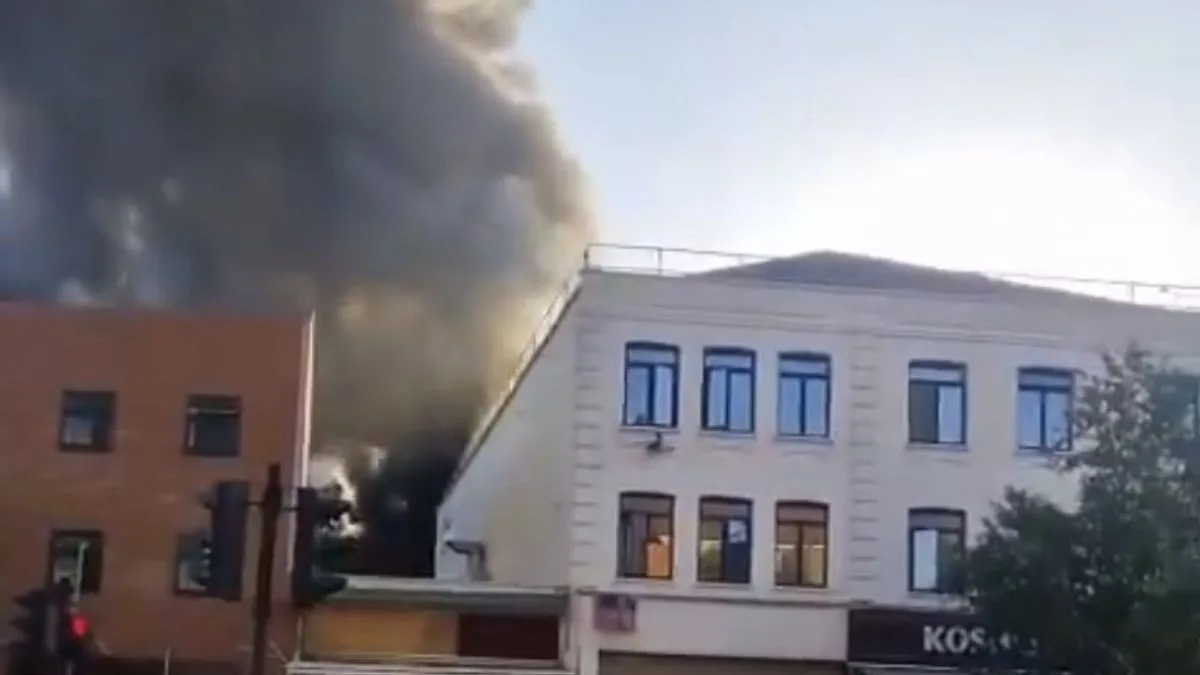 Golders Green Fire: Residents Urged to Keep Windows Shut as Blaze Engulfs Building Behind Supermarket