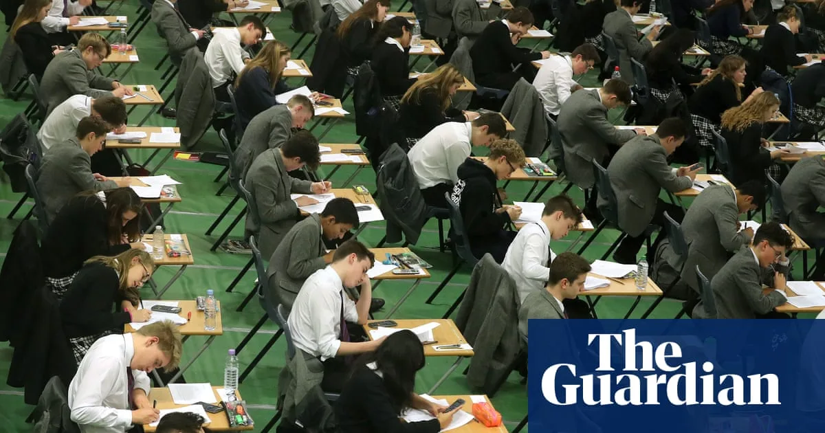 Government Scraps Mandatory GCSE Resits in Education Overhaul