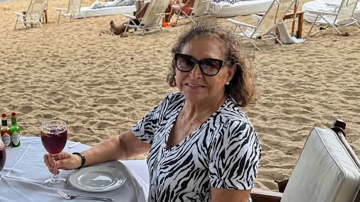 Grandmother Dies After Fall from Plane Stairs in Brazil