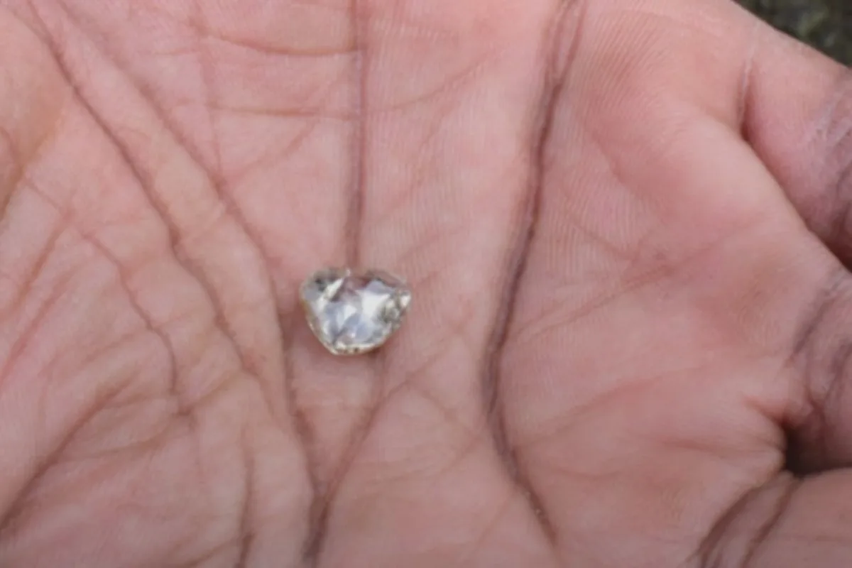 Grieving Mother Finds 3.09 Carat Diamond in Arkansas