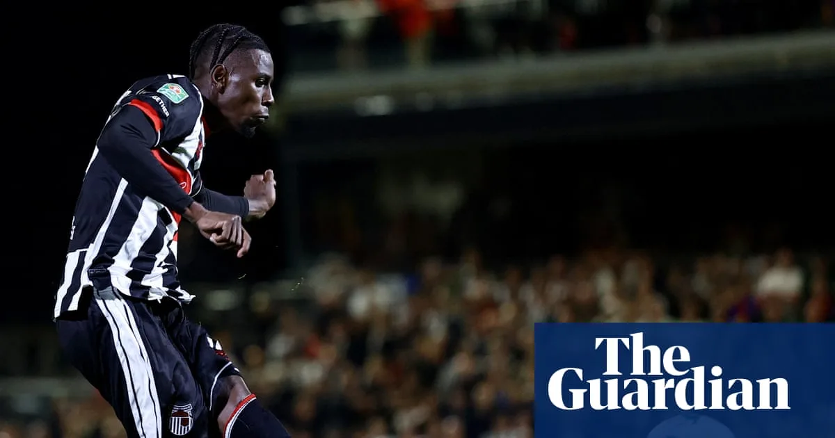 Grimsby fined £20,000 for fielding ineligible player against Manchester United