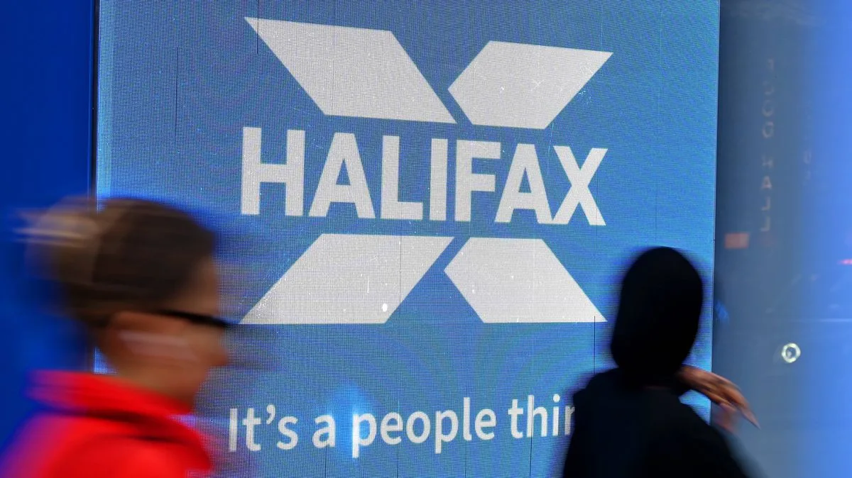 Halifax Issues 10-Day ISA Deadline Alert and Offers Up to £1,200 Cashback