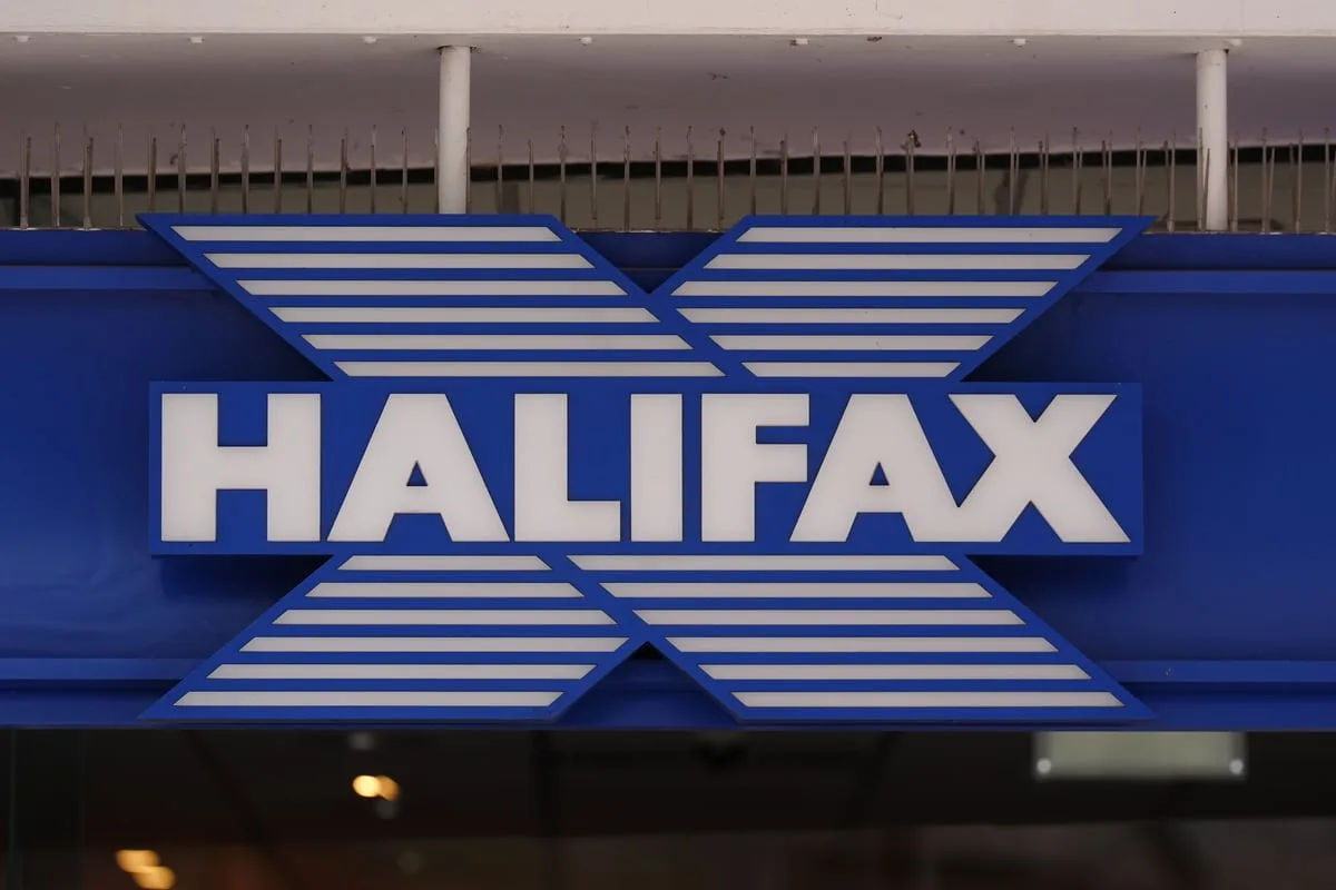 Lloyds Considers Scrapping Halifax Brand After 173 Years