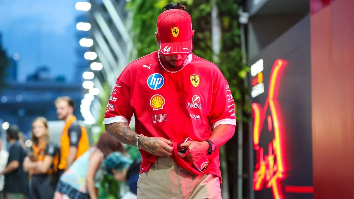 Lewis Hamilton Opens Up on Grief After Death of Dog Roscoe