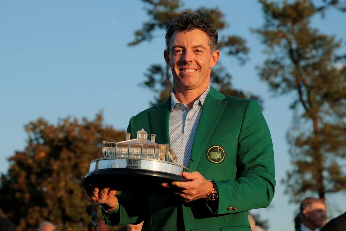 Harrington Backs McIlroy to Win 10 Masters Titles