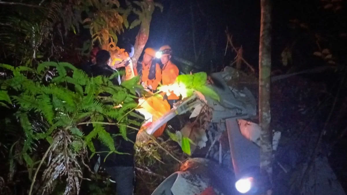Helicopter Crash in Borneo Kills All Eight On Board Minutes After Takeoff