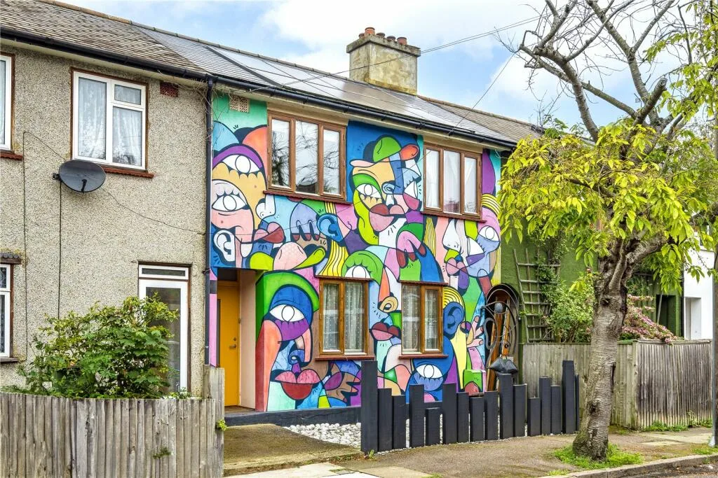 Brockley House With Giant Floral Mural That Stops Traffic Hits Market for £750,000