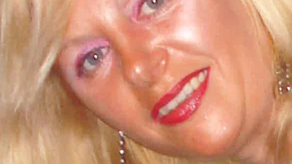 Husband's 10-Year Search for Wife Who Vanished After Goodbye