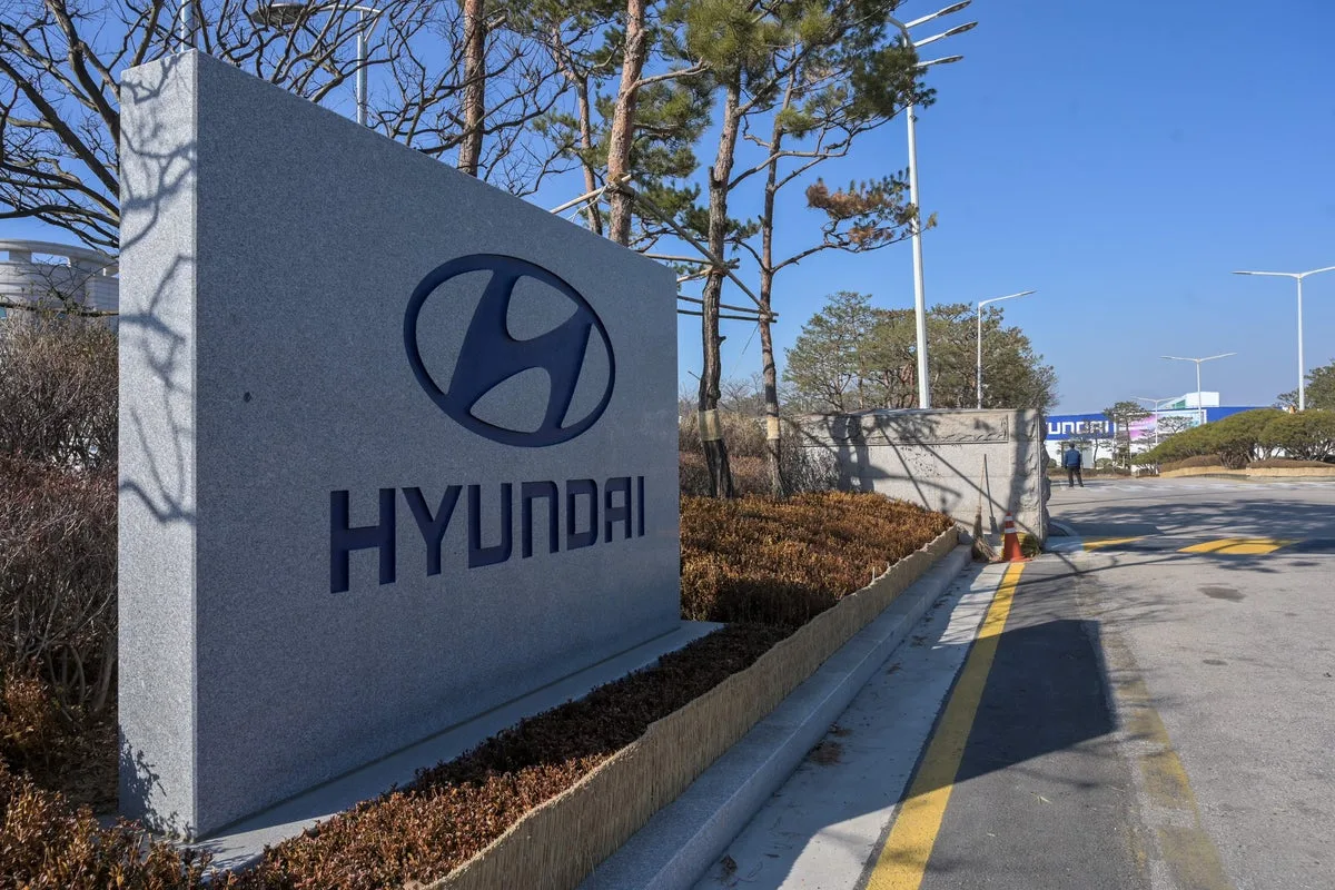 Hyundai Recalls 54,000 Elantra Hybrids in US Over Fire Risk