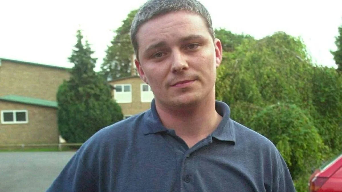 Reporter Who First Interviewed Ian Huntley Recounts Suspicion That Led to Police Call