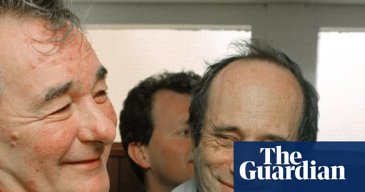 Brian Glanville, Celebrated Football Writer, Dies at 93