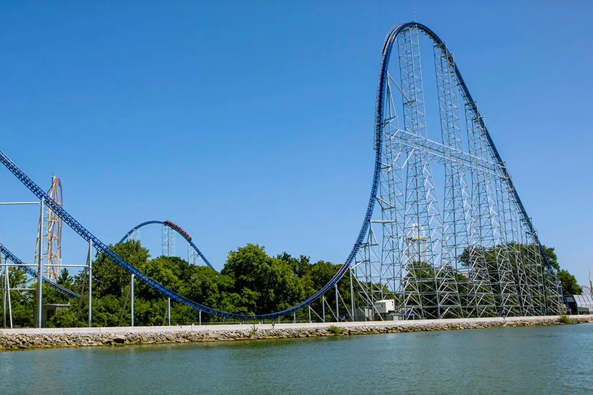 Influencer Banned From Six Flags For Life Over Coaster Snack