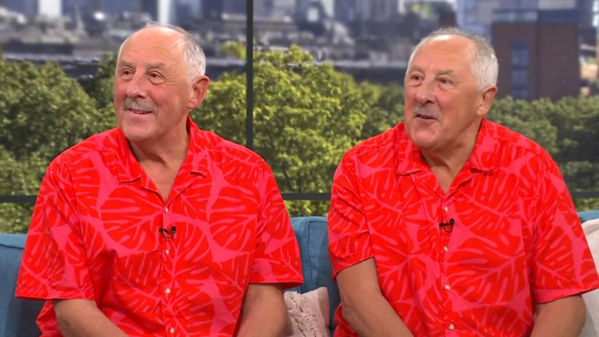 Inseparable Twins, 74, Still Share Bedroom and Have Never Married