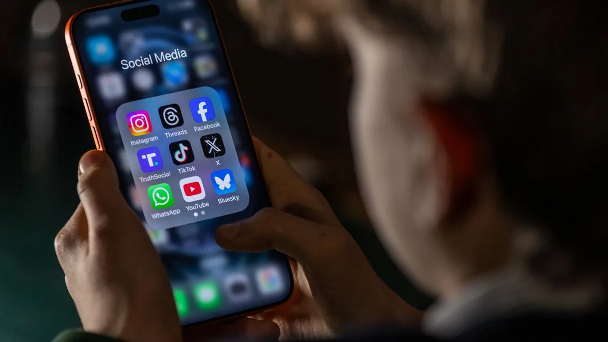 iPhone Feature Uses Animated Dots to Combat Motion Sickness