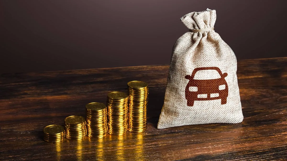 Iran Conflict Blamed as Car Insurance Prices Rise from Near Three-Year Low