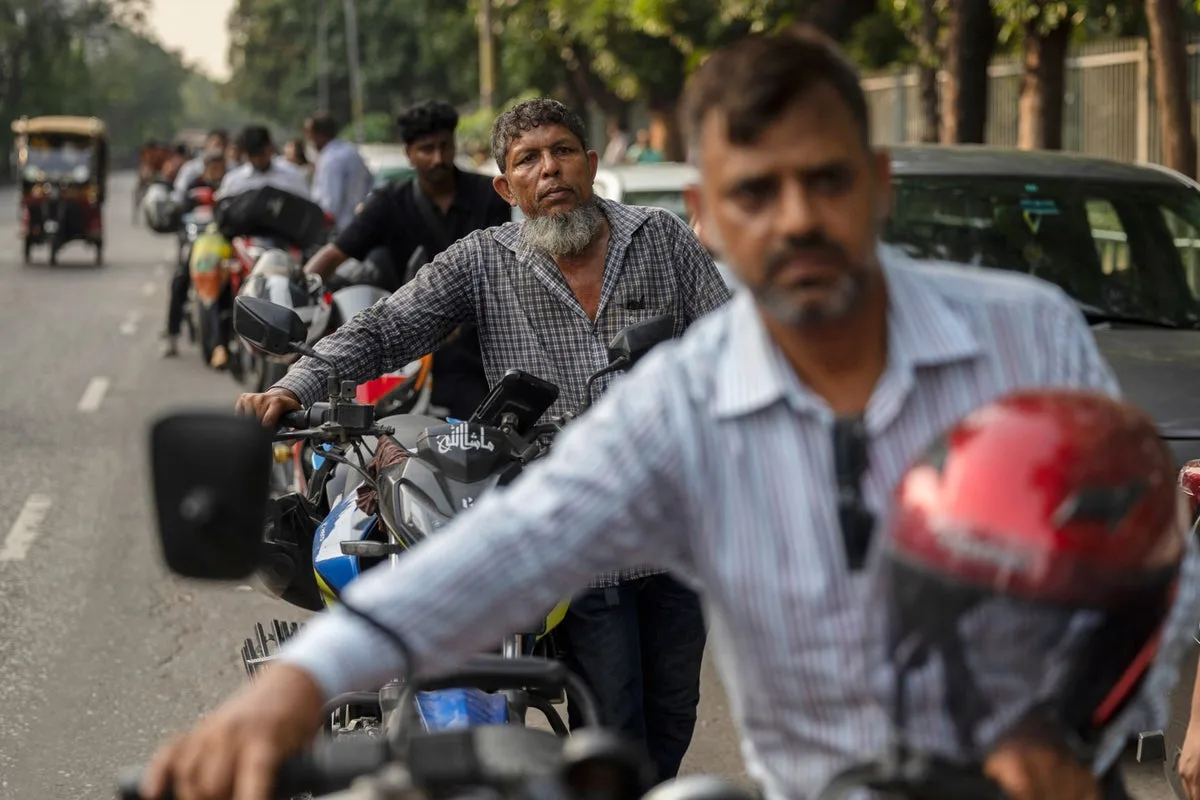 Iran War Disruptions Fuel Higher Costs in Bangladesh