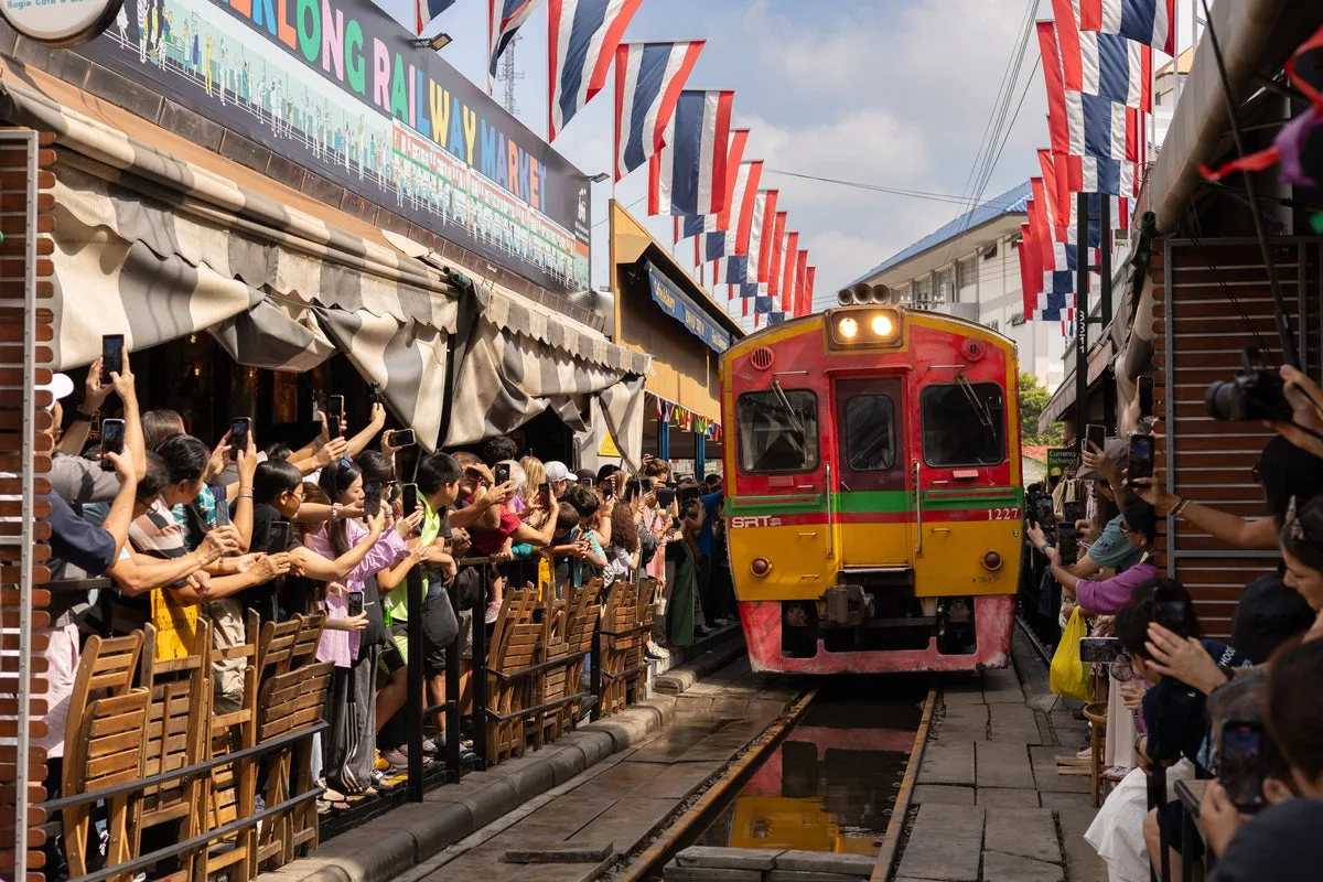 Iran War Soaring Prices Threaten Asian Tourism Recovery